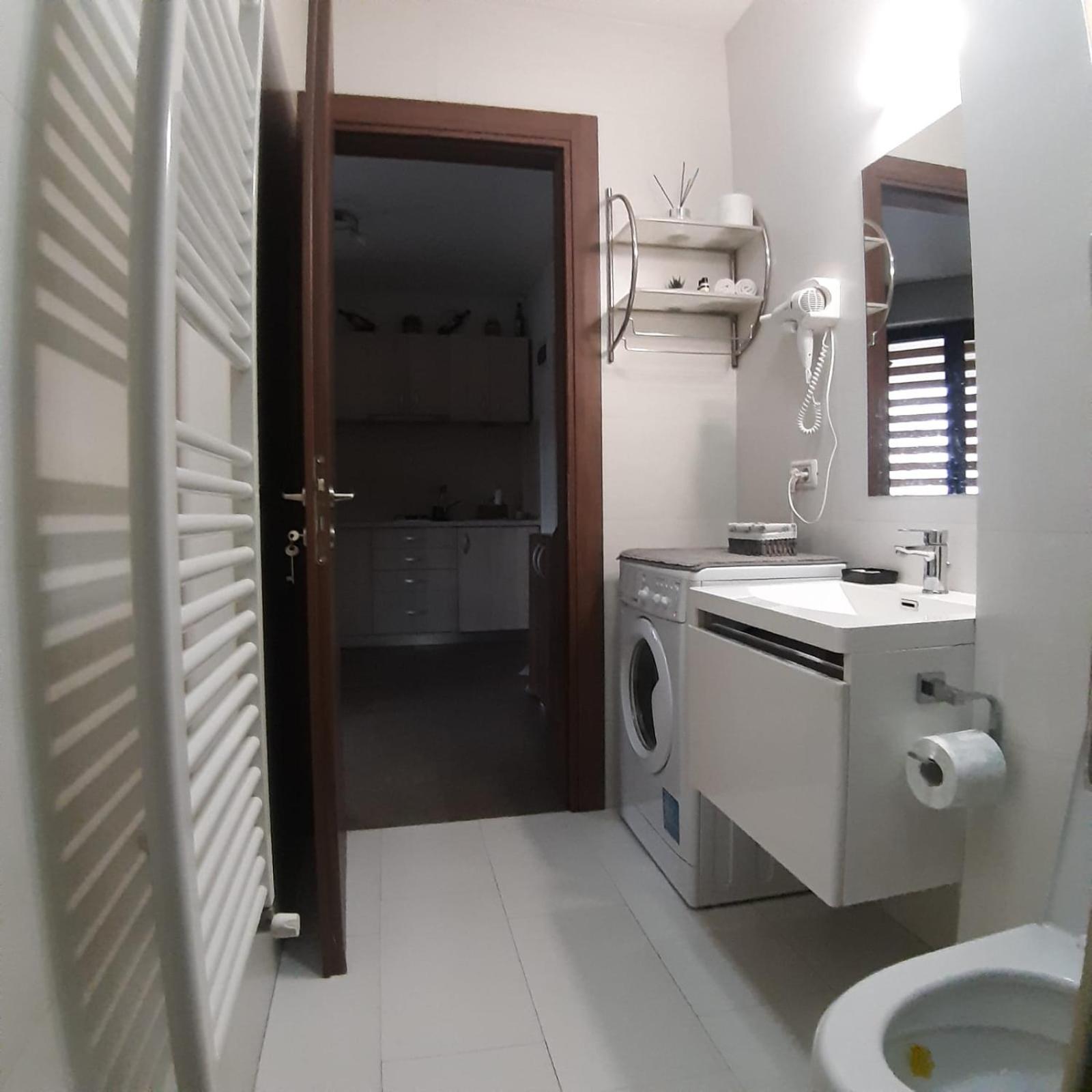 Appartamento Casa Sara Bucarest Esterno foto